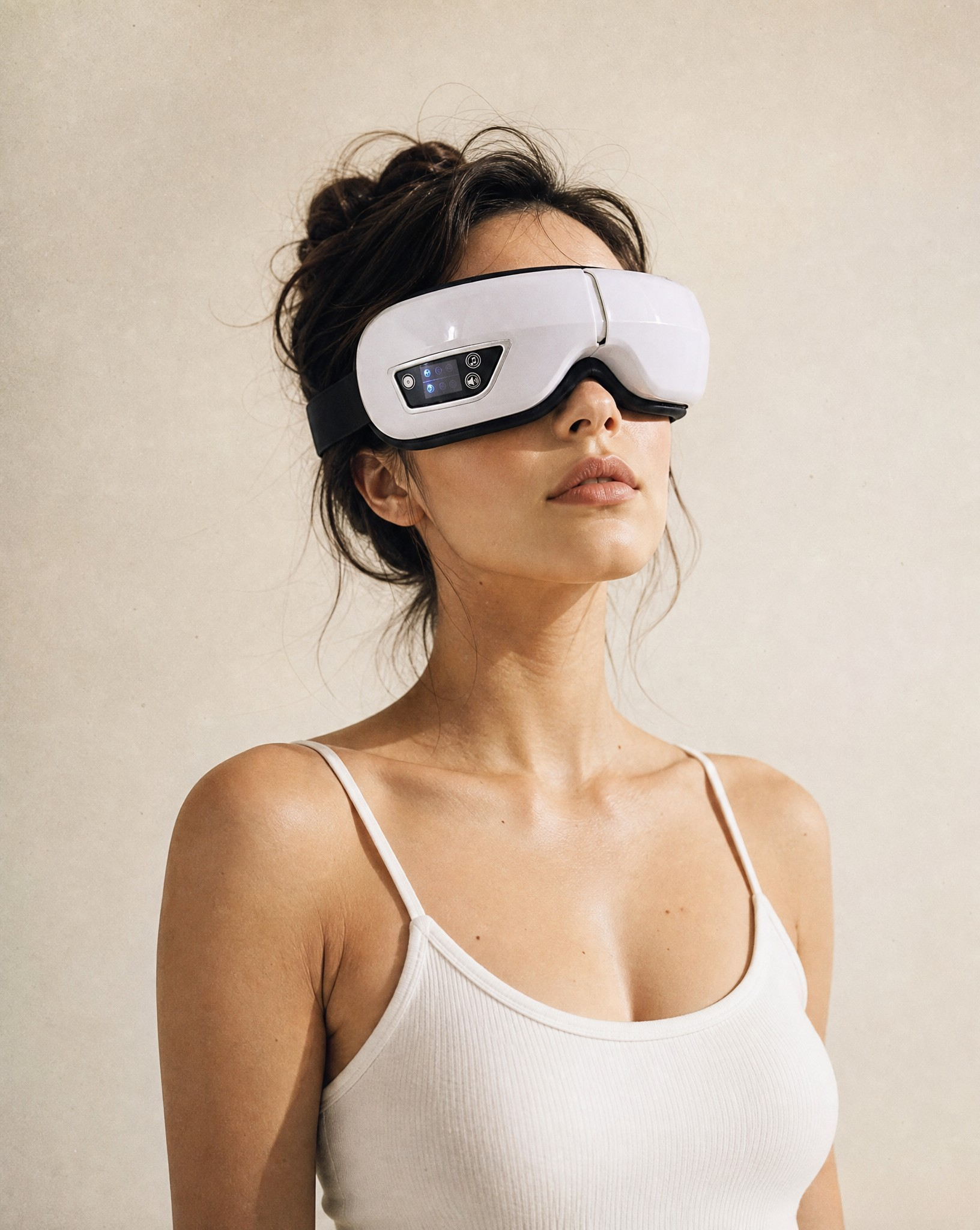 Gratia Eye Massager - Lifestyle